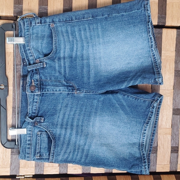 Lucky Brand jean shorts - Picture 2 of 8